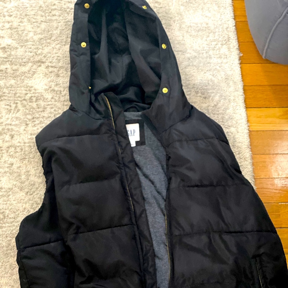 Black Puff vest